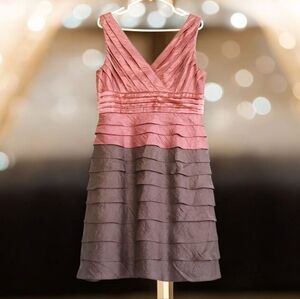 Adrianna Papell Tiered Pink Brown Midi Dress Gorgeous Formal Femme Party V Neck
